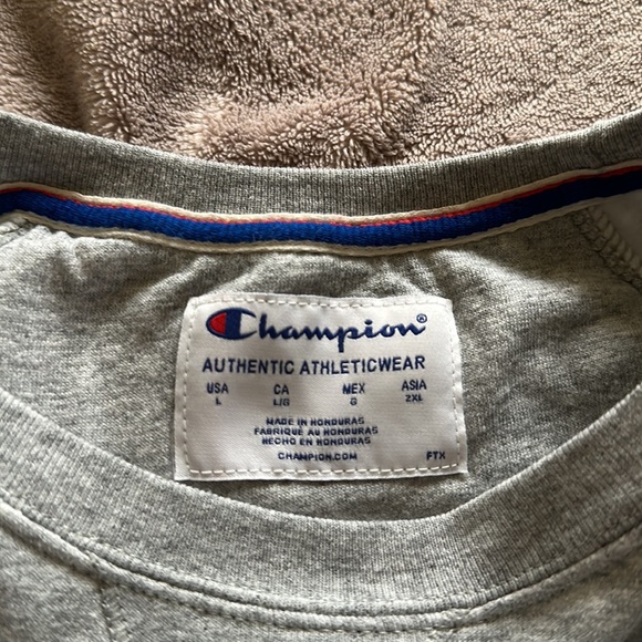 Large gray champion sweatshirt - Picture 3 of 4